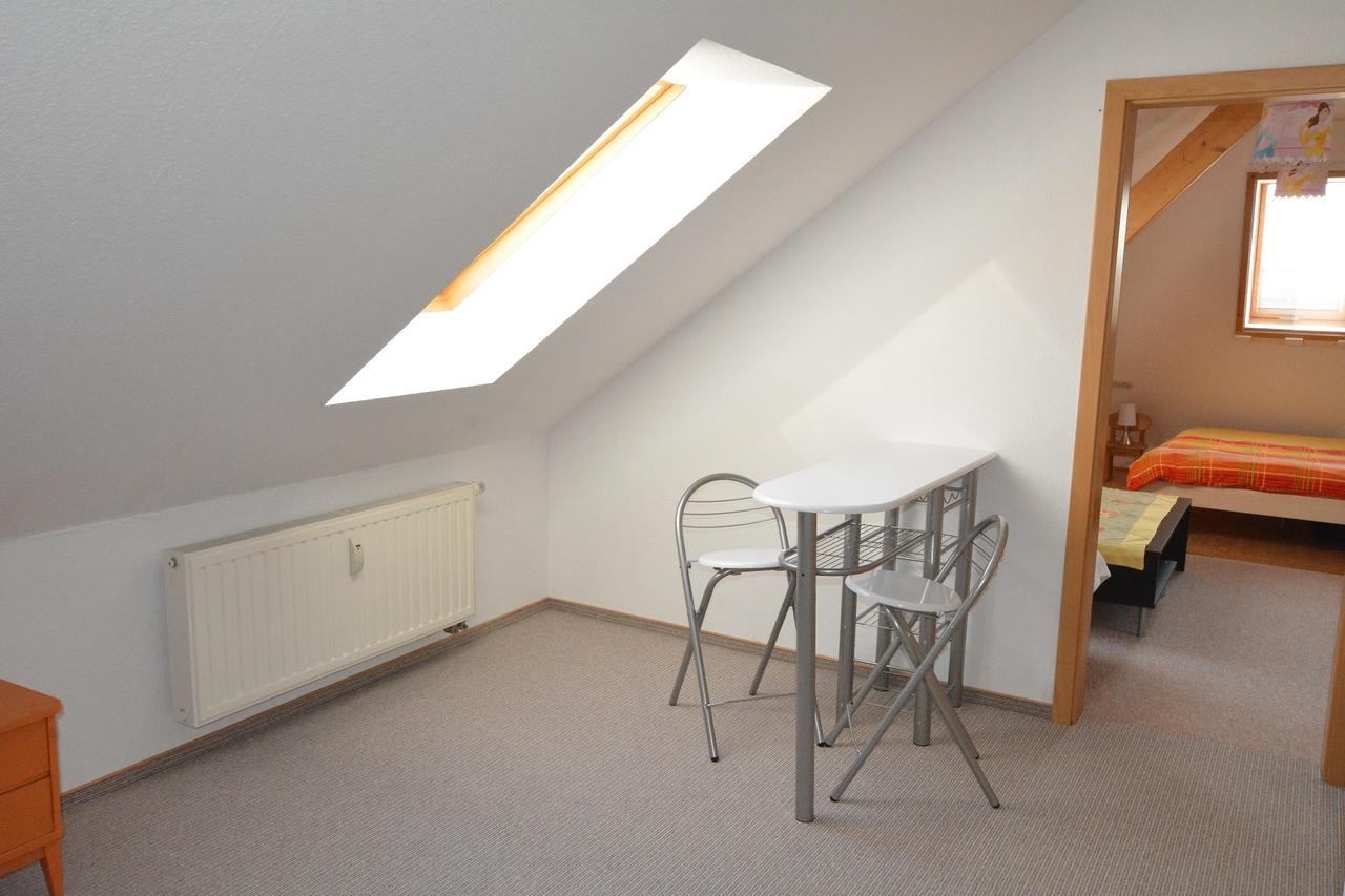Ferienwohnung Weisskopf Alkersleben Экстерьер фото